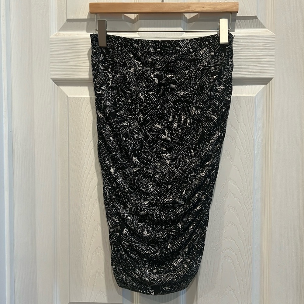 VINCE CAMUTO Fitted Ruched Mini Skirt